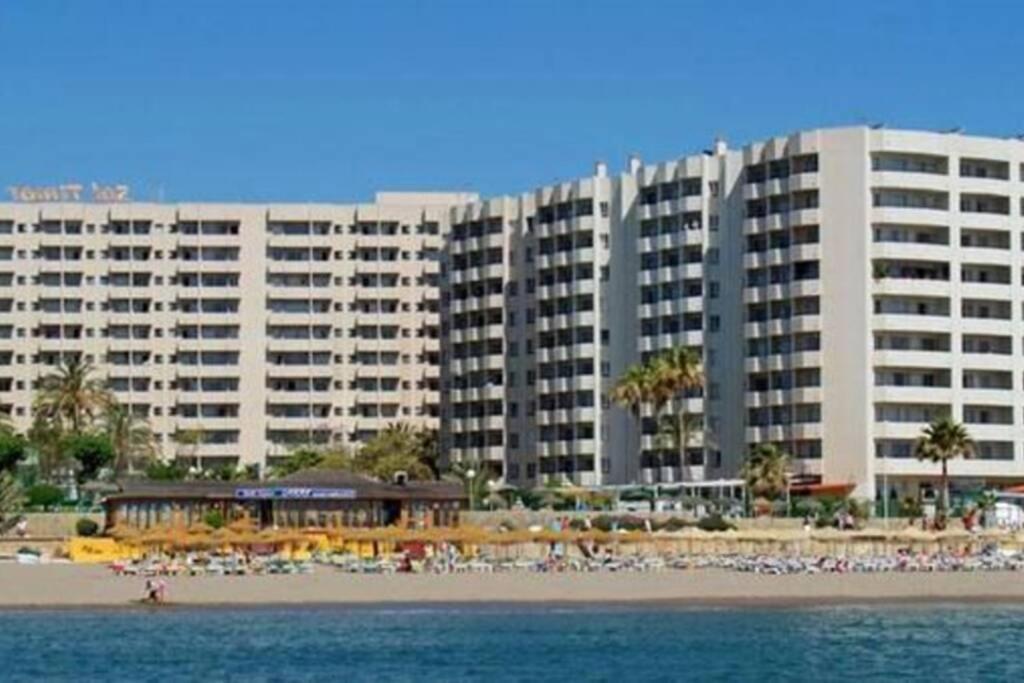 Estudio Recien Reformado En Hotel 1 Linea Playa Torremolinos Luaran gambar