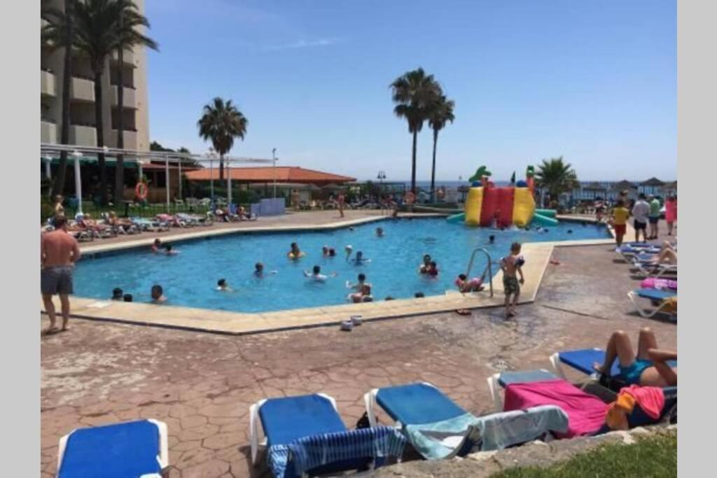 Estudio Recien Reformado En Hotel 1 Linea Playa Torremolinos Luaran gambar